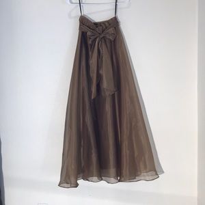 Beautiful, pea green, flared and festive skirt!